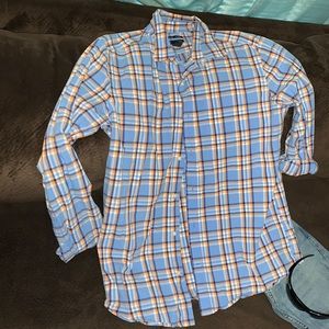 EUC MEN GAP Blue Plaid button down Size L